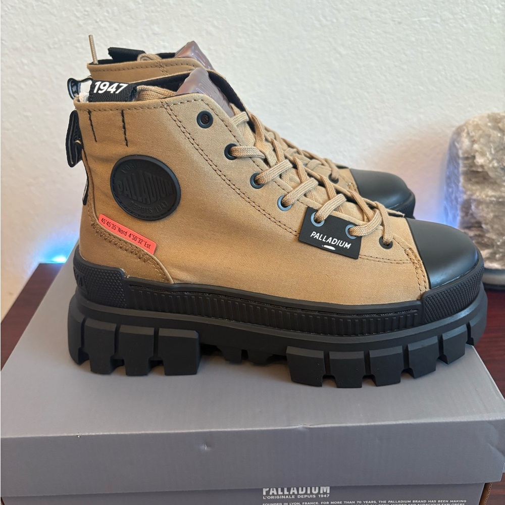 REVOLT HI TX - Picture 3 of 9